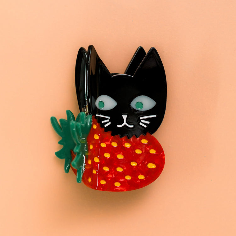 Strawberry Cat Claw