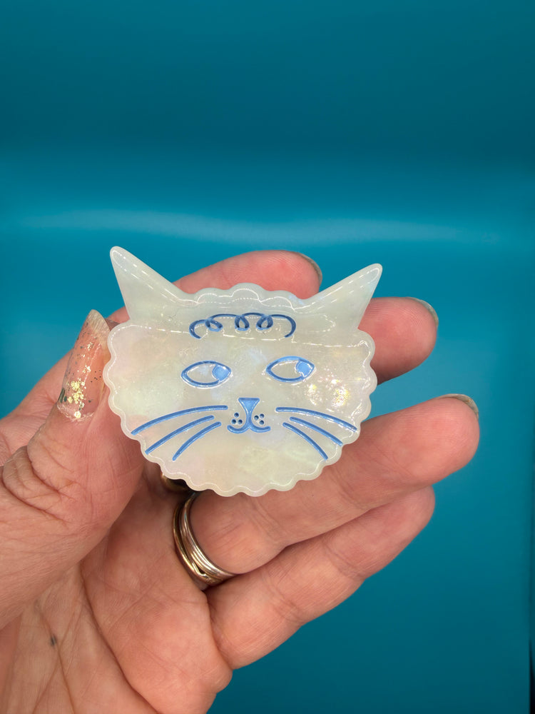 Cloud Cat Claw